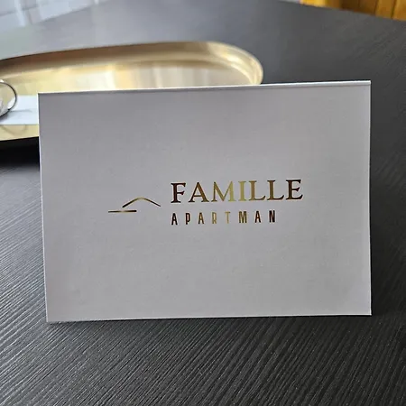 Famille Apartamento *